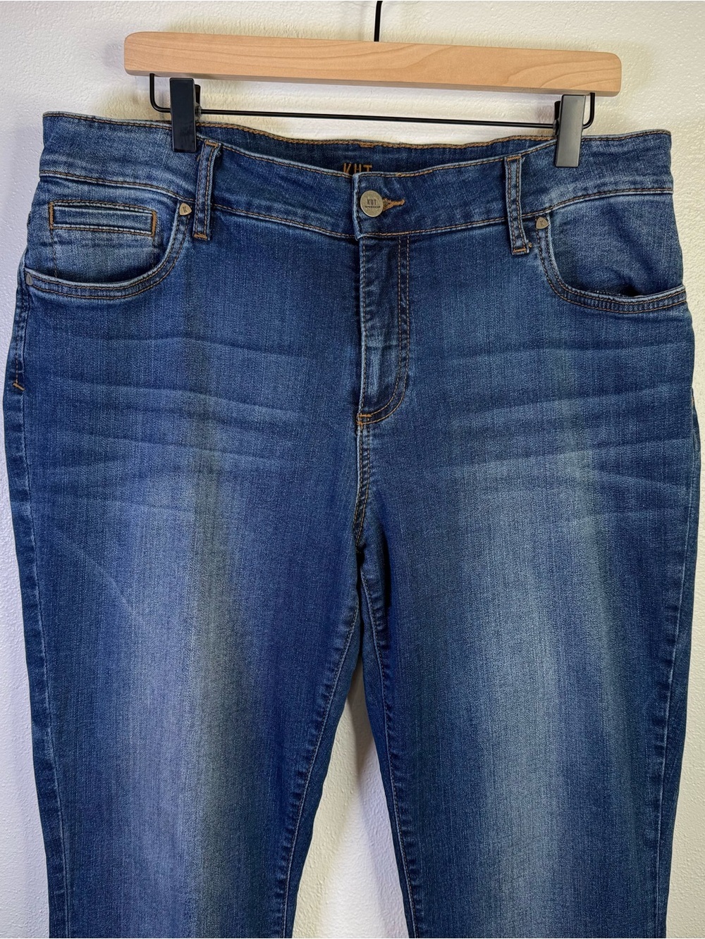 Kut from the Kloth Womens Boot Cut Cotton Denim Jeans Medium Blue Wash Size 16W - Picture 4 of 16